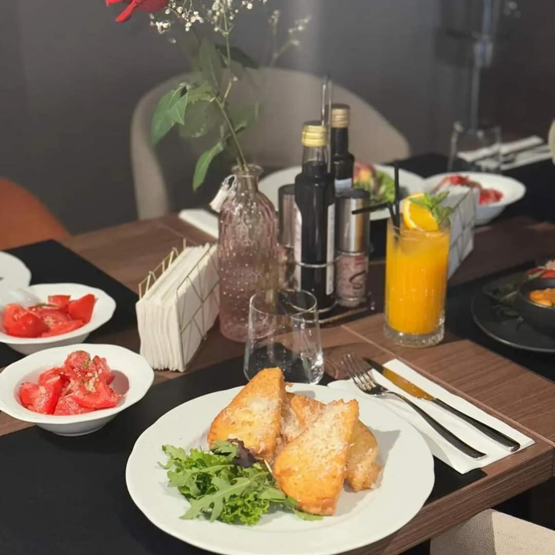 New Grey Residence Apartament Târgu-Mureş Eksteriør bilde